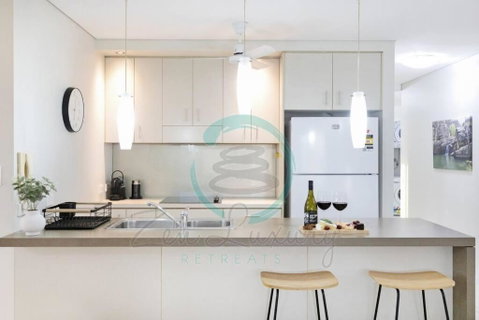 Zen On Stuart: 3-BR Penthouse Pad + Pool + BBQ - Broome Tourism 0