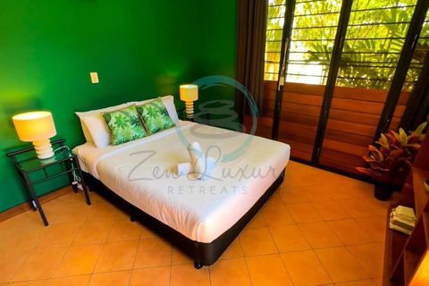 Zenhouse: 6-BR Balinese Tropical Oasis In Nightcliff Central - Broome Tourism 1