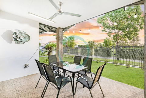 Zenhouse: Stylish Muirhead Home Near Park/Hospital - Broome Tourism 1