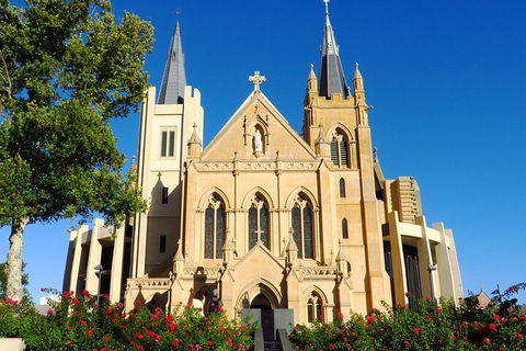 Perth Scavenger Hunt: Perched On A Swan - Broome Tourism 1