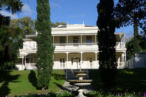 Melbourne City Tour: Lifestyle Of The Rich And Famous - Broome Tourism 0