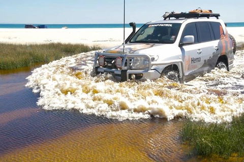 Full-Day Moreton Island 4x4 Sightseeing Tour - Broome Tourism 0