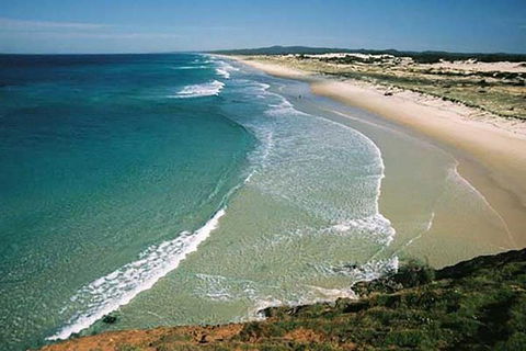Full-Day Moreton Island 4x4 Sightseeing Tour - Broome Tourism 2