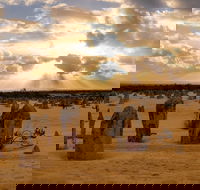 Pinnacle Desert Sunset and Night-time Stargazing Tour from Perth - Broome Tourism