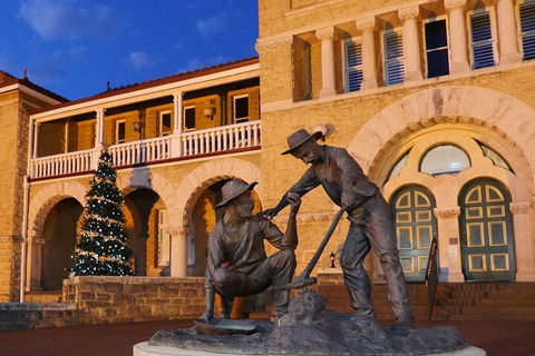 The Perth Mint: Guided Heritage Tour And Gold Pour - Broome Tourism 3