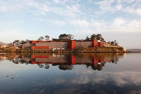 Hobart City Sightseeing Tour Including MONA Admission - Broome Tourism 2