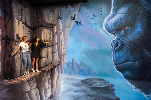 ArtVo Immersive Gallery Experience - Broome Tourism 5