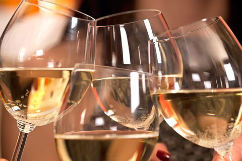 Yarra Valley Wine Tour Inc Lunch With A Glass Of Wine, Tastings And Chocolate - Broome Tourism 5