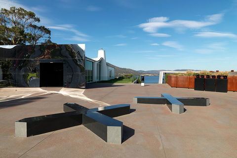 Moorilla Wine Meets Mona Art Day Trip - Broome Tourism 1