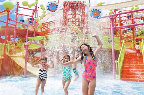 Theme Park Transfer From Brisbane - Broome Tourism 3